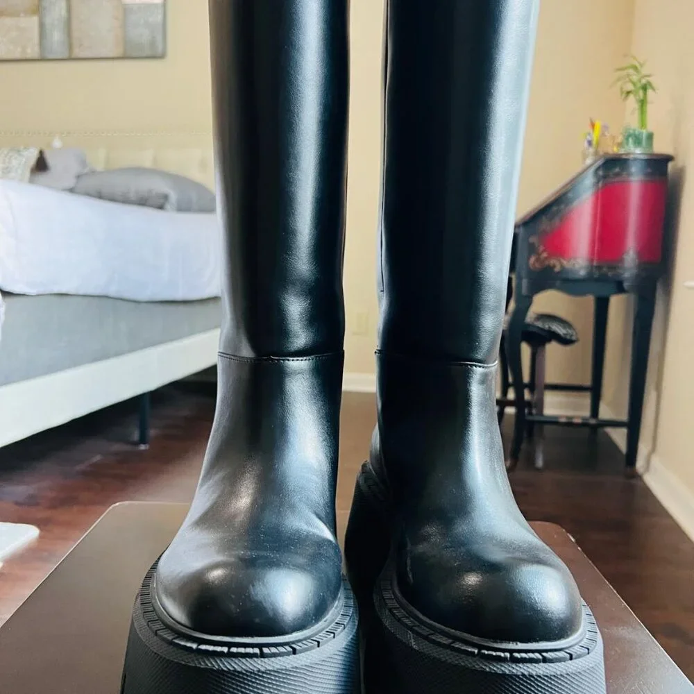 Zara Dark Lace-Up Boots - Picture 7 of 7